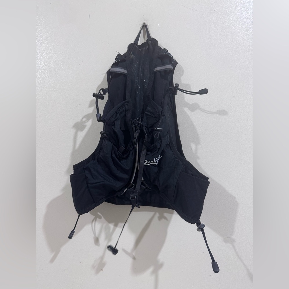 Runligth Black Hydration Backpack - image 5